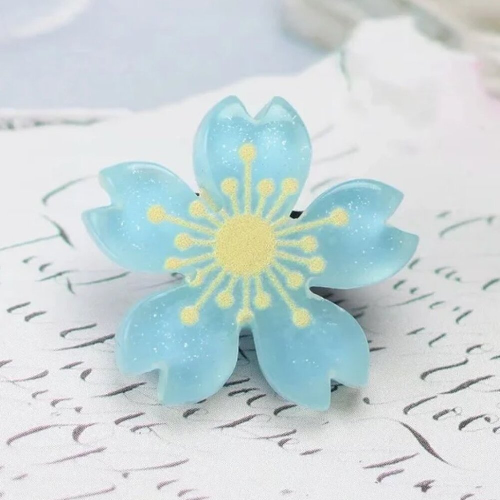 Mini Blue Flower Clip